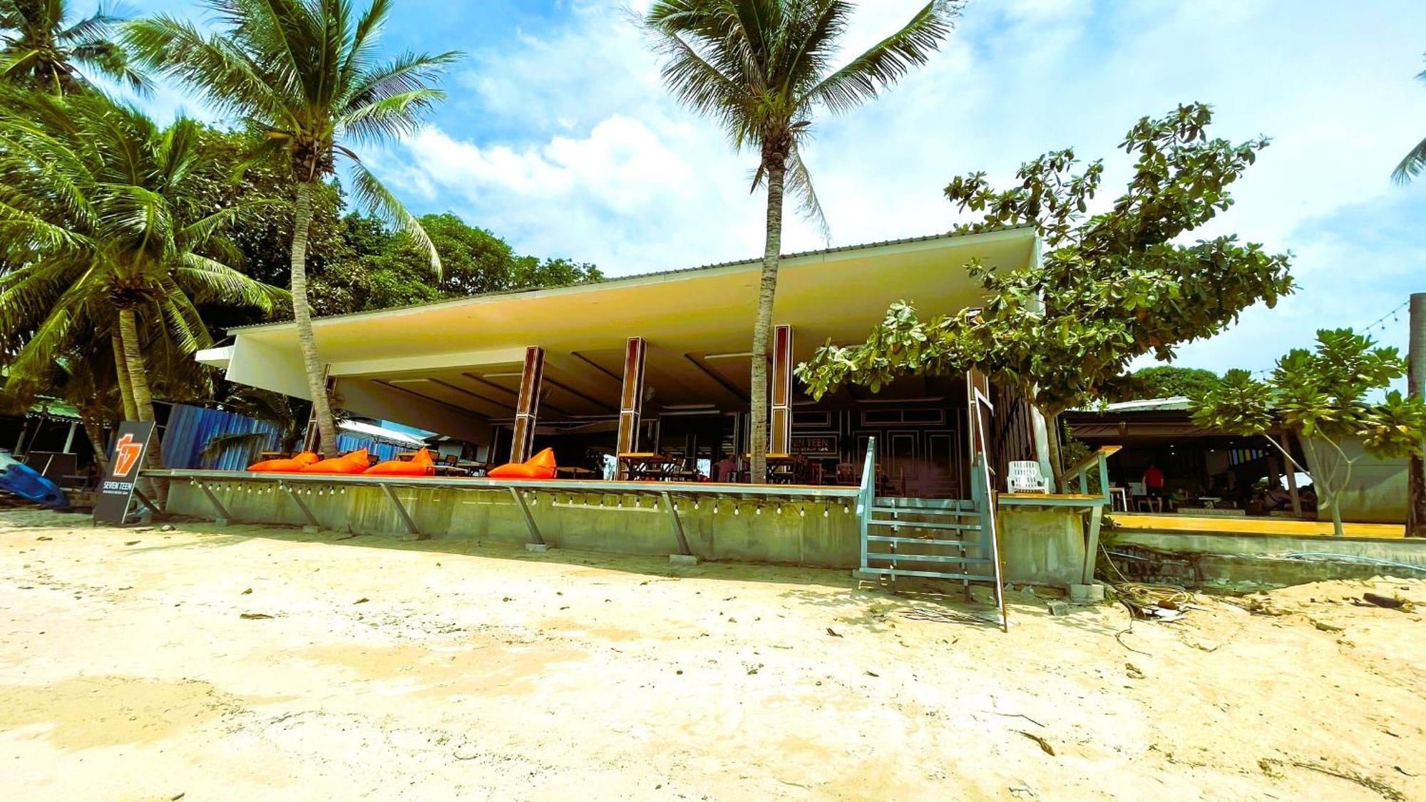 Rockstar Beach Apartments Bang Rak Beach  Exterior foto