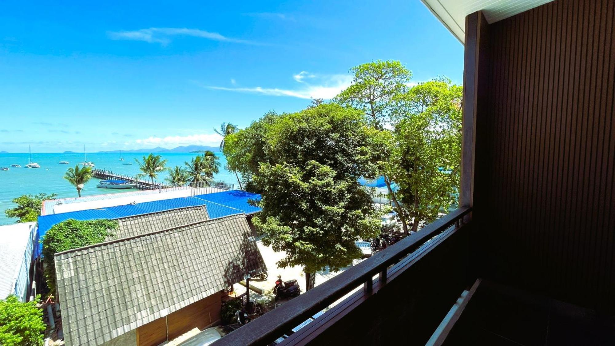Rockstar Beach Apartments Bang Rak Beach  Exterior foto
